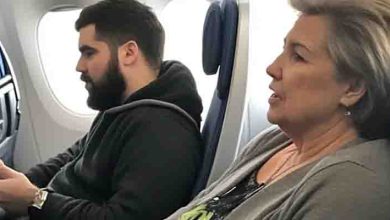 Photo of My Husband Purchased First Class Seats for Himself and His Mother, Leaving Me and the Children in Economy – I Taught Him a Severe Lesson